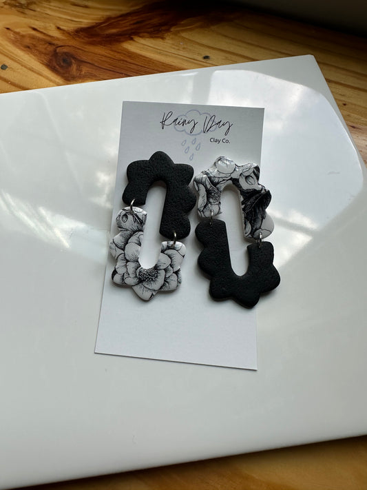 Black & White Printed Links
